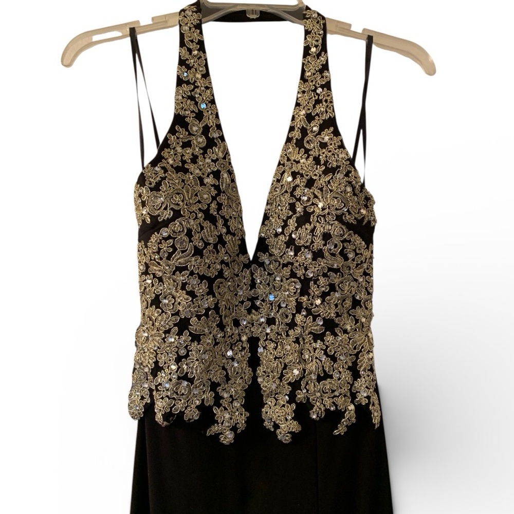 NIGHTS by TEEZE ME Elegant Black Gold Embellished Evening Gown Prom Dress Formal - Picture 2 of 11